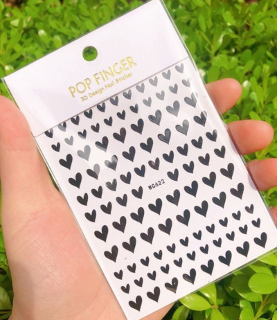 Nagu mākslas uzlīmes Sirds 3D nagu uzlīme Zelta sudraba melna Seksīgi sarkana nagu dizaina uzlīme ar mirdzošu pūdera nagu aksesuāriem