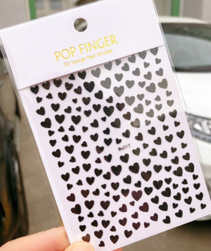 Nagu mākslas uzlīmes Sirds 3D nagu uzlīme Zelta sudraba melna Seksīgi sarkana nagu dizaina uzlīme ar mirdzošu pūdera nagu aksesuāriem