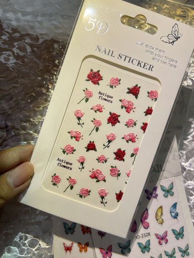 Komplekts 3D Stars Nails Art uzlīmes Zelta/Sudraba/Rožu zelta uzlīmes Pašlīmējošās Hologrāfiskās Lāzerzvaigznes uzlīmes Manikīra piederumi