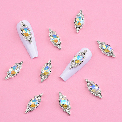 10 gab Crysal Big Gemstone Nagu piekariņi sakausējuma 3D nagu rotājumi Rhinestone zelta rotaslietas dizainers DIY Long Nail Art NJ23104-3