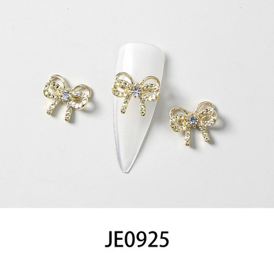 10 gab. Metāla karājas nagu mākslas piekariņi Mēness/Tauriņš/Bowknot Metāla cirkons Luksusa Rhinestone Nagu pīrsings Juvelierizstrādājumu kulonu dimanti