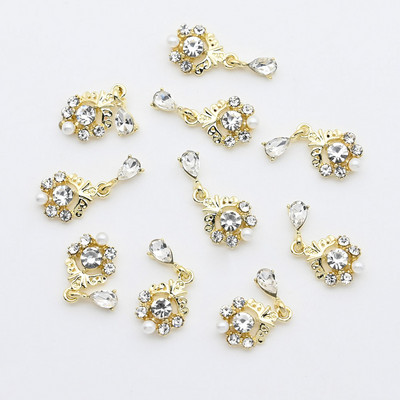 10 gab. Metāla karājas nagu mākslas piekariņi Mēness/Tauriņš/Bowknot Metāla cirkons Luksusa Rhinestone Nagu pīrsings Juvelierizstrādājumu kulonu dimanti