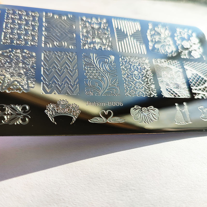 Jauki dzīvnieku nagu apzīmogošanas plāksnes Kaķu gulbja attēlu drukāšanas veidne nerūsējošā tērauda nagu dizaina zīmogu rīki mežģīņu ziedu apdruka