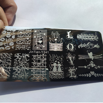 Valentinovo Tanjuri za utiskivanje noktiju Cvijet ruže Ljubavna tema Mašna Crtani tanjuri za ukrašavanje noktiju Alati za šablone za dizajn noktiju od nehrđajućeg čelika