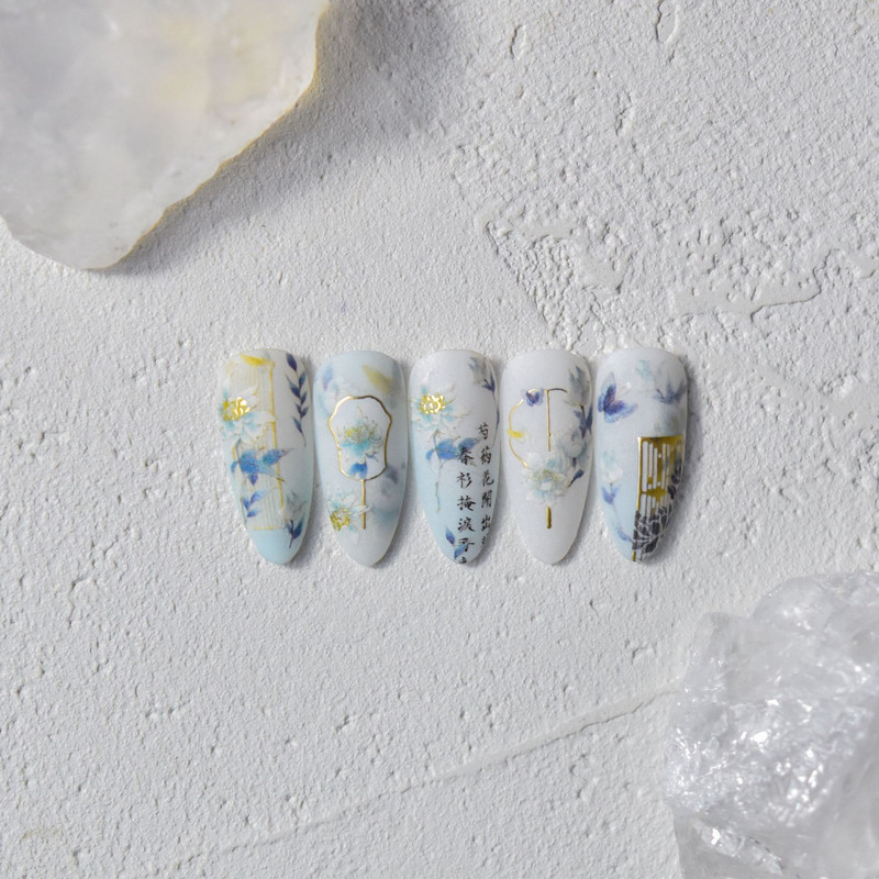 Kineski plavo-bijeli žad Izuzetan cvjetni ventilator Keramičke naljepnice za nokte Visokokvalitetni dizajn Ljepljive naljepnice Ukrasi za nokte