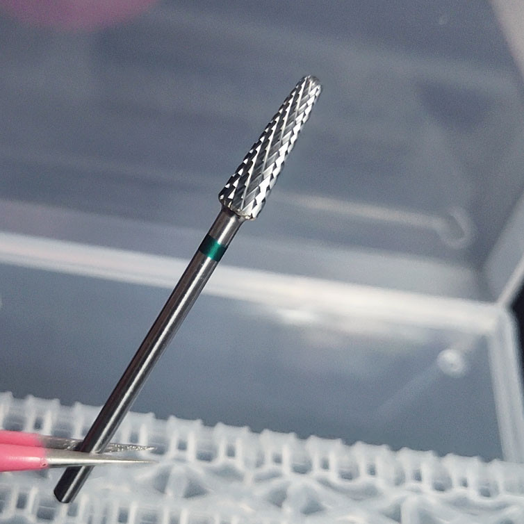 4 * 14 mm konusa karbīda nagu urbis 3/32 collu frēze manikīram Rotējošie nagu uzgaļi Elektrisko urbjmašīnu piederumu rīks