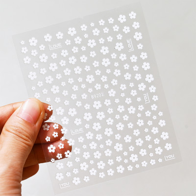 Pentapetal lillega küünekleebis Must valge karikakra lilleline küünte liugur õõnes KAHE suuruses küünekleebised HN56#