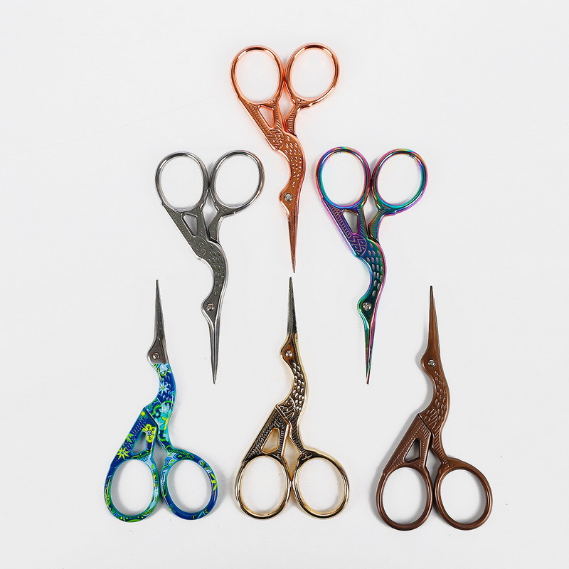 1 KOM Izdržljive retro škare od nehrđajućeg čelika Šminka Vez za nokte Škare za nožne prste Napaljene škare Beauty Makeup Alati za šivanje