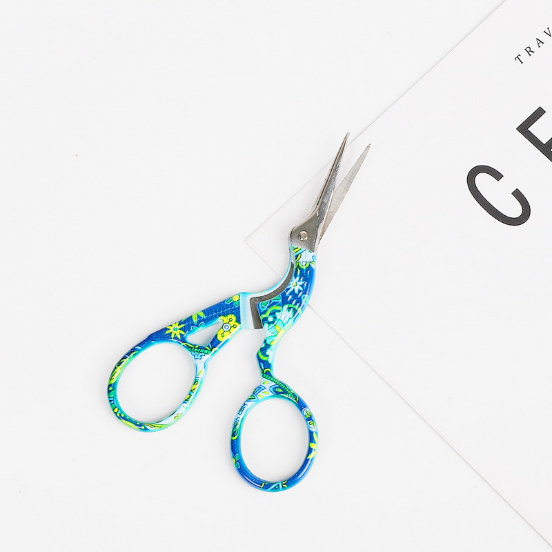 1 KOM Izdržljive retro škare od nehrđajućeg čelika Šminka Vez za nokte Škare za nožne prste Napaljene škare Beauty Makeup Alati za šivanje