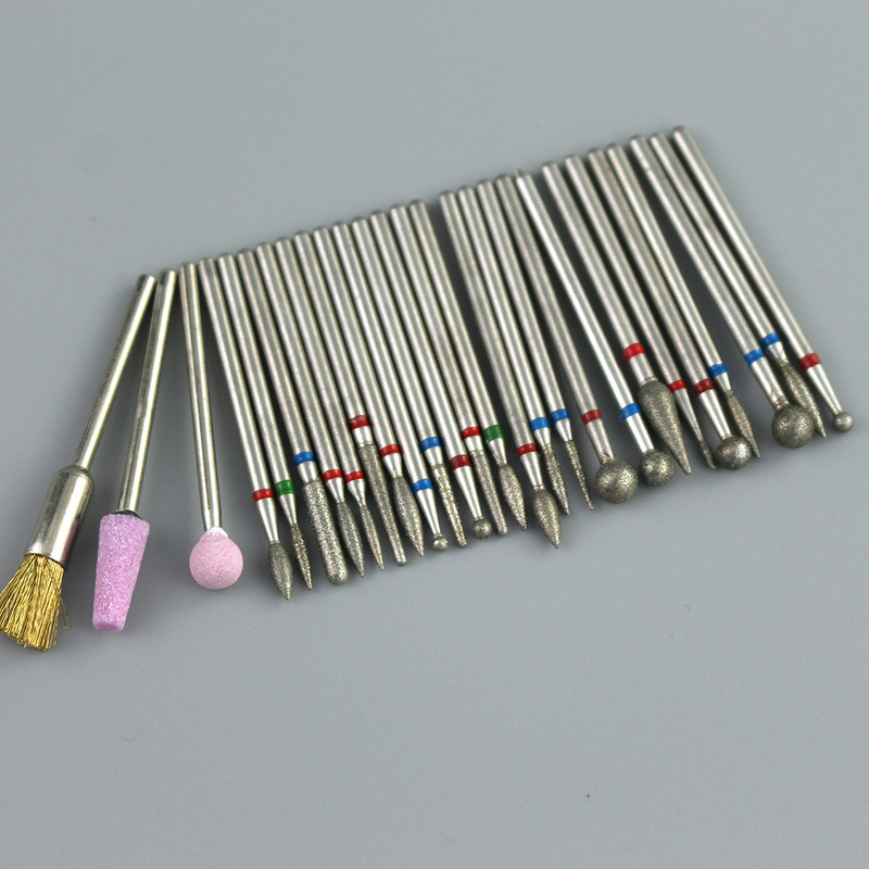 28 féle gyémánt körömfúró maró manikűrhöz.