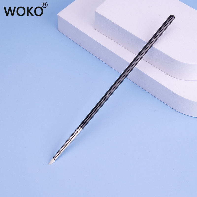 Kist za sjenilo sa suženim detaljima Kist za šiljaste nabore od prirodne kozje dlake Precizno razmazivanje sjenila za oči Smoky Liner Kistovi za šminku