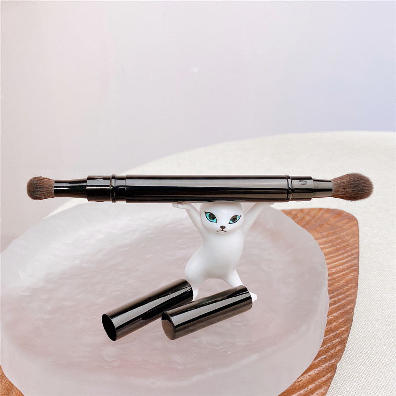 Aplauzuma otiņas Pārnēsājamas Divgalvu acu ēnas Nose Highlight Korektors Detail Blending Uzacu Lūpu Aplauzuma Otiņa Kosmētikas rīki