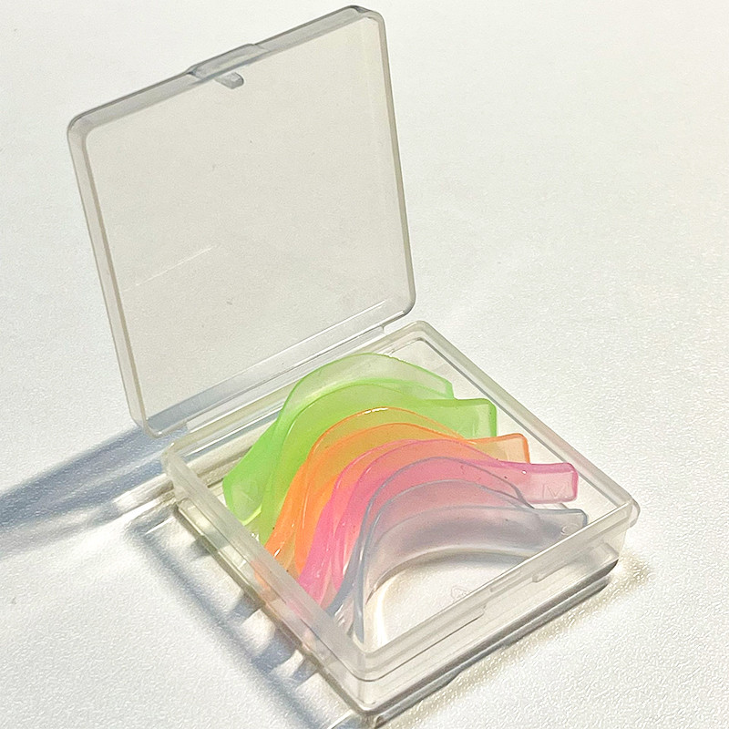 4 poros želė spalvos blakstienų ilginimo įklotas spalvingas daugkartinis dirbtinių akių blakstienų rietiklis pleistrai „Lash Lift Shield Pad“ grožio salonas