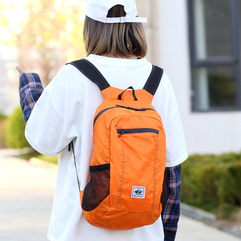 20 L viegla pārnēsājama salokāma mugursoma ceļojumu pārgājieniem, ūdensnecaurlaidīga mugursoma saliekama soma īpaši viegla āra soma sievietēm vīriešiem