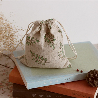 1 gab Savelkamās aukliņas Kokvilnas lina auduma putekļu auduma maisiņš Dabīgs audekls Hesijas džutas maisiņi Dāvanu konfekšu maisiņi Kāzu dāvanu maisiņi