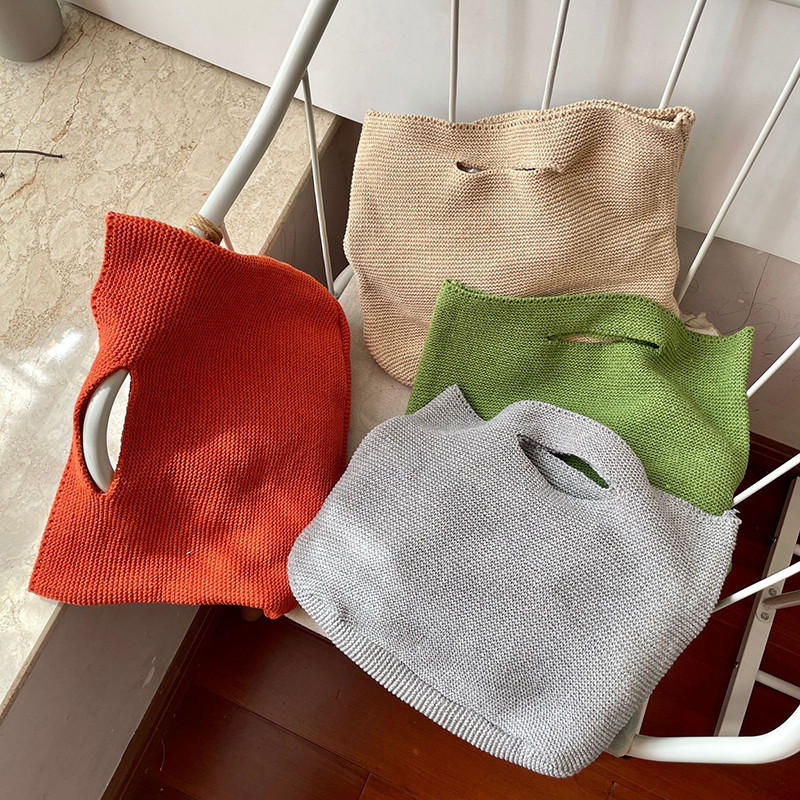 2023. aasta vabaaja kootud naiste õlakotid, silmkoelised käekotid, suure mahutavusega disainer-ostlejakätid Naiste rannareisi puuvillased rahakotid