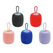 Ekskluzivni mali prijenosni zvučnik RGB svjetlo bežični Bluetooth Hifi bas vanjski subwoofer glazbeni player kompatibilan TF kartica FM