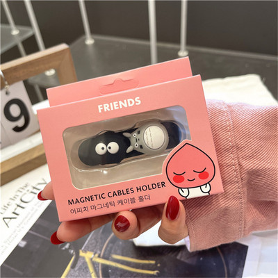 Universāla karikatūras magnētiskā rakstāmgalda USB kabeļa organizatora klipsis, vads, austiņas, tālruņa līnijas vada aizsargs, tinējs, kārtīgs turētāja pārvaldība.