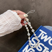 Korejiešu 3D jauka baroka balto pērļu krelles ar pērlītēm tālruņa ķēde iPhone 15 kamerai, pakarināma virve Pretnozaudēta štrope iekarināma rotaslieta