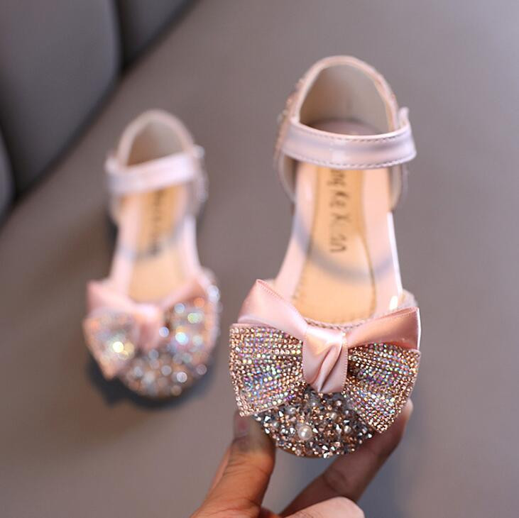 2023 НОВИ кожени обувки за момичета с панделка принцеса детски парти танцови обувки Бебешки студентски плоски обувки Детски обувки за представление