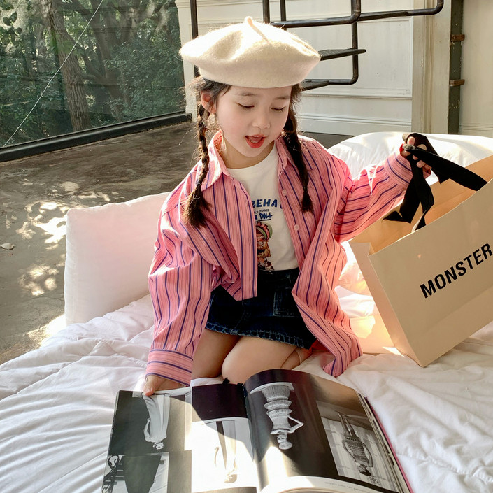 Риза на райе в корейски стил за момичета 2023 г. Пролет Нова ежедневна и свободна подходяща ревера Удобна топ мода за открито