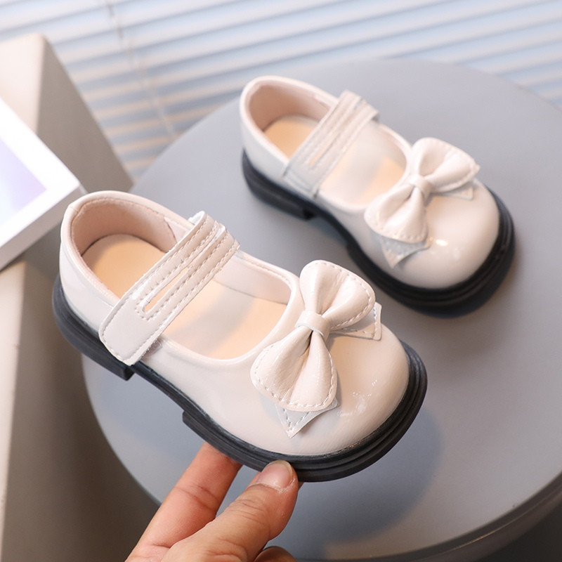 Кожени обувки за момичета Пролетни детски момичета Ежедневни сладки ретро панделки Дишащ дизайн Меко дъно Неплъзгащи се обувки на принцеса