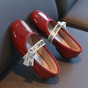 Νέο Boat Red Pateat δερμάτινα παπούτσια για κορίτσια Elementary slip-on flats παπούτσια για το σχολείο για κορίτσια French Princess Girl Shoe Elementary