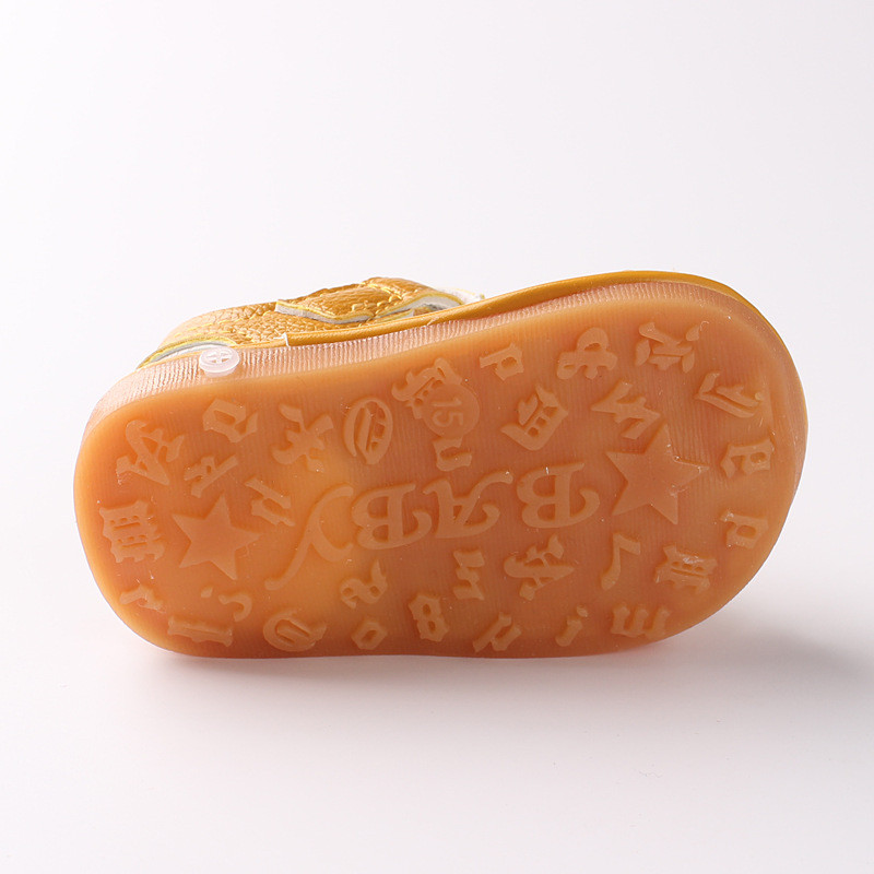 Бебешки сандали Нови бебешки обувки за момченца и момиченца Обувки за малки деца Летни обувки с мека гумена подметка Противоплъзгащи се обувки за детско креватче First Walker 0-18 месеца