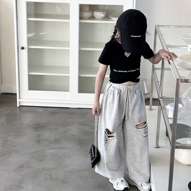 Детски дрехи Детски летни корейски стил Ретро скъсани ежедневни спортни панталони Момчета и момичета Тънки свободни ежедневни панталони с прави крачоли