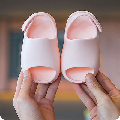 Nou bebeluși Copii mici Sandale de modă cu slip-on Băieți Fete Spumă Plajă Tobogane de vară Bone Rășină Copii Pantofi ușori de apă