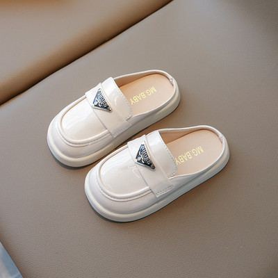 Tavasz nyár Gyerek bőrcipők Zárt orrú divatos naplopók Princess Slip on tömör félpapucs puha talpú csúszásmentes lánycipő