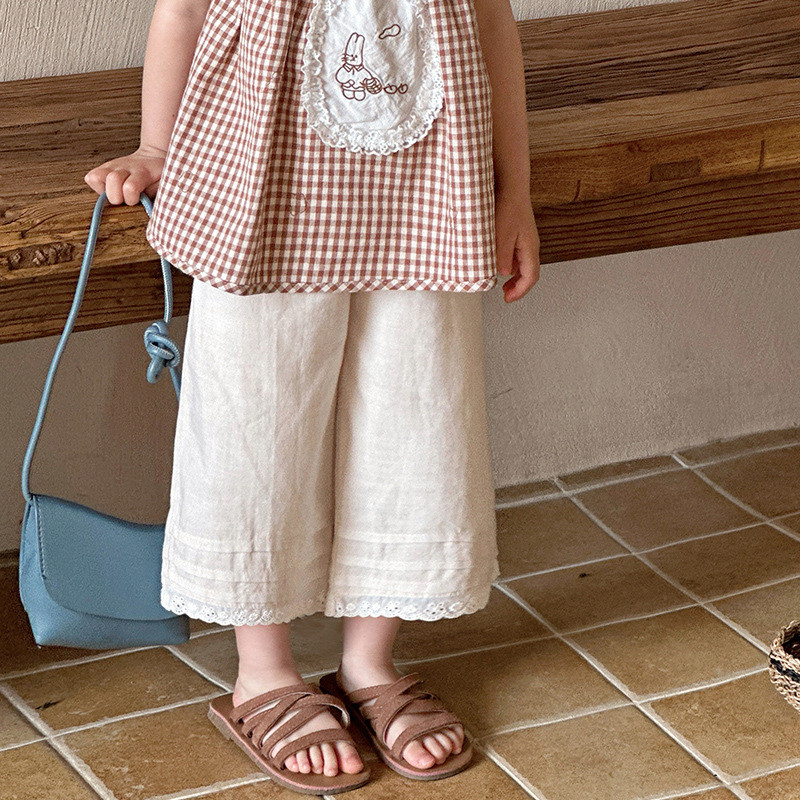 Прости широки панталони за момичета 2024 Лято Нови тънки детски дрехи Ежедневни панталони с широки крачоли Модни универсални панталони против комари