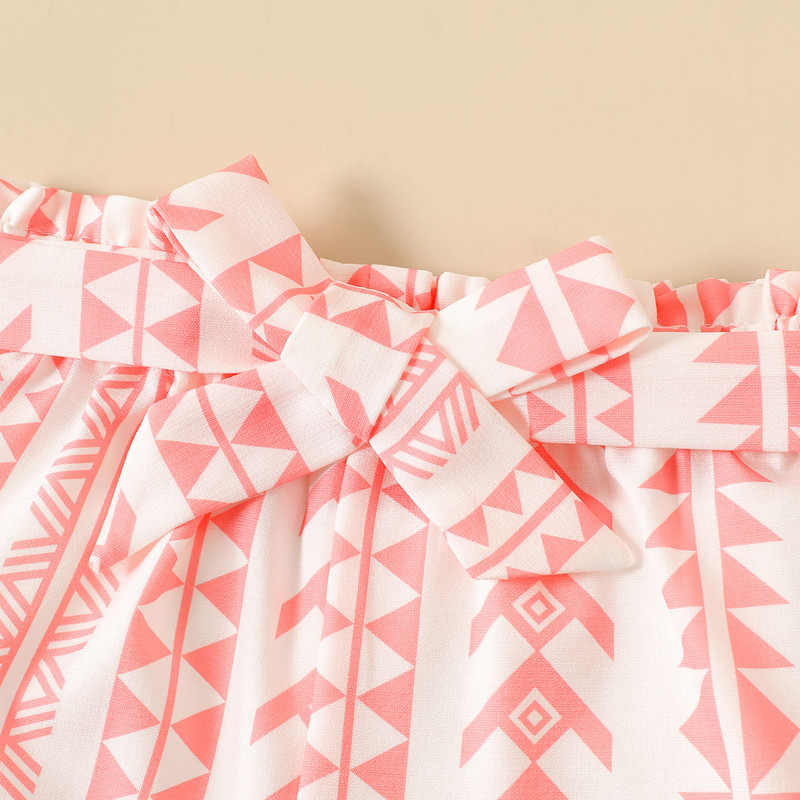 Комплект къси панталони с колан PatPat от 2 бр. за малко момиченце с розови оребрения и къси панталони с колан