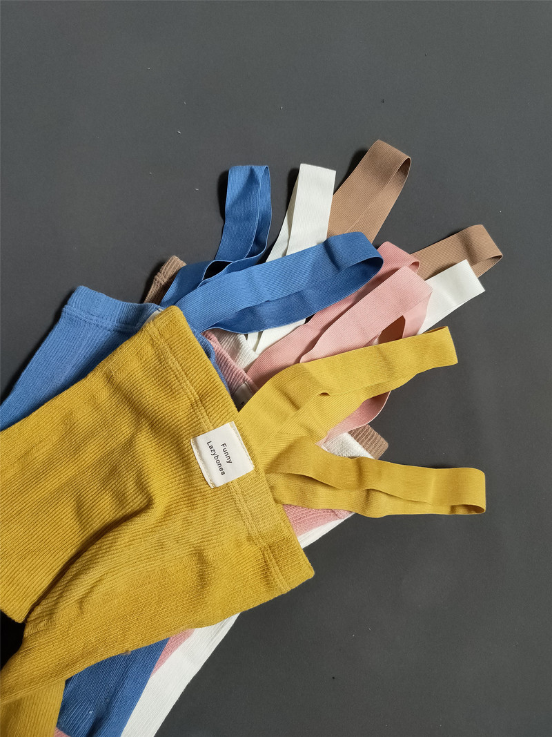 Бебешки къси панталони с тиранти INS Къси къси панталони с тиранти с висока талия Испански бебешки клинове с голямо дупе Тесни тиранти