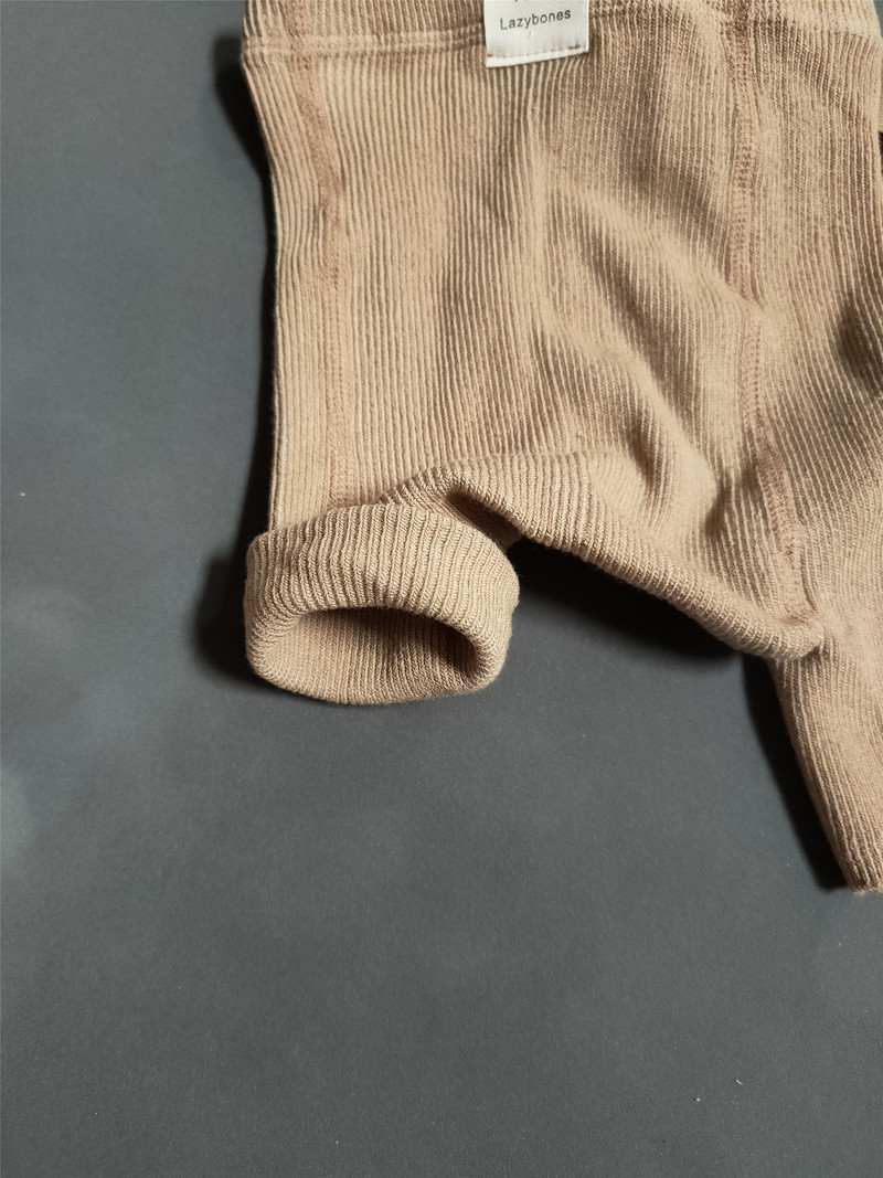 Бебешки къси панталони с тиранти INS Къси къси панталони с тиранти с висока талия Испански бебешки клинове с голямо дупе Тесни тиранти