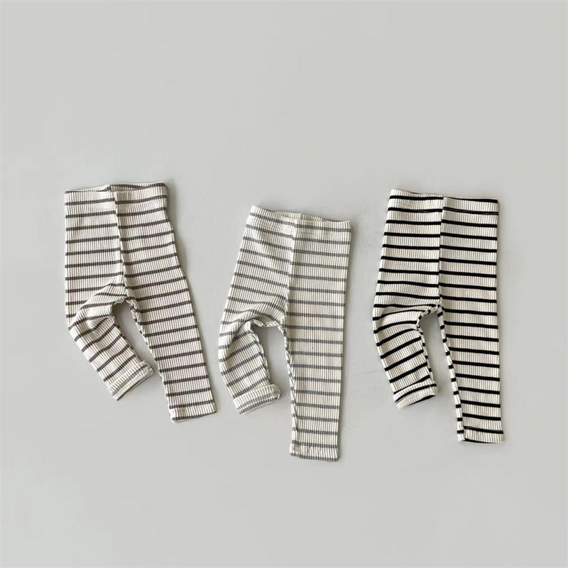 Пролет Есен Нови бебешки плътни клинове Памучни тесни панталони за бебета Момче Прохождащо дете Панталони с оребрения Детски дрехи Ежедневни панталони за момичета