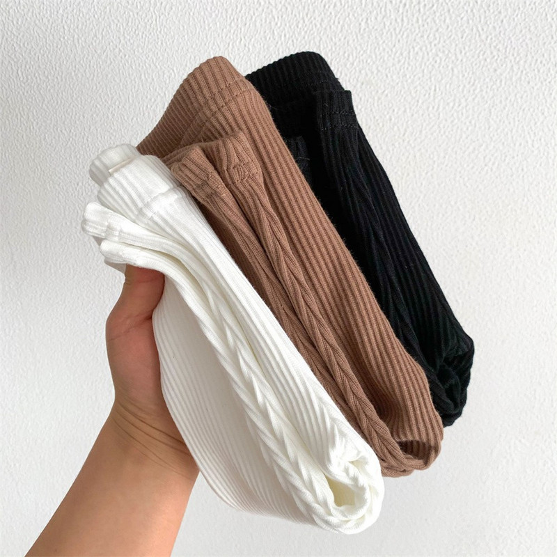 Пролет Есен Нови бебешки плътни клинове Памучни тесни панталони за бебета Момче Прохождащо дете Панталони с оребрения Детски дрехи Ежедневни панталони за момичета