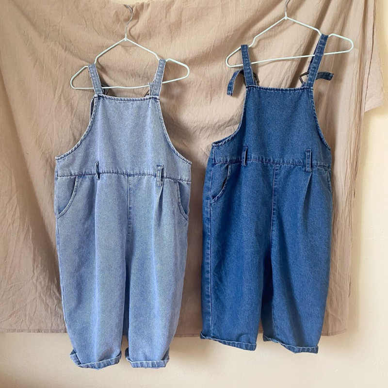 Пролет 2024 г. едноцветни широки дънкови гащеризони за момчета и момичета, универсални дънкови панталони с лигавник, детски гащеризони