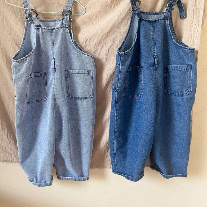 Пролет 2024 г. едноцветни широки дънкови гащеризони за момчета и момичета, универсални дънкови панталони с лигавник, детски гащеризони