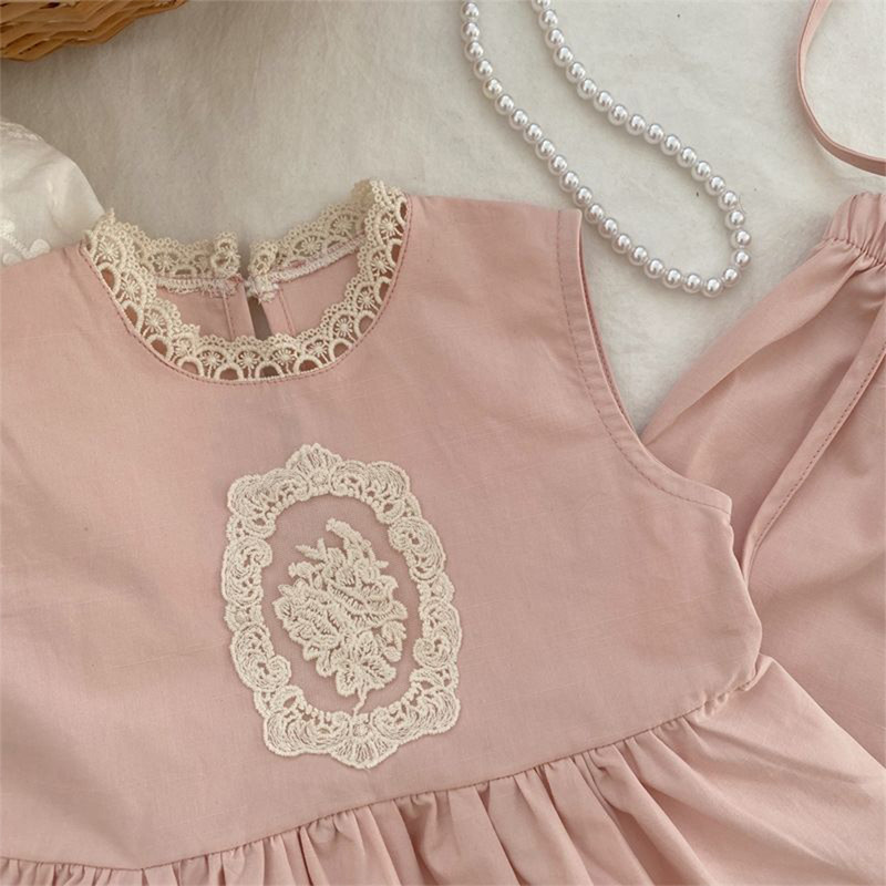 Детски комплекти дрехи 2023 Лято Нов сладък розов дантелен комплект Момическа дантелена риза без ръкави с волани + панталон 2 бр. Детски дрехи