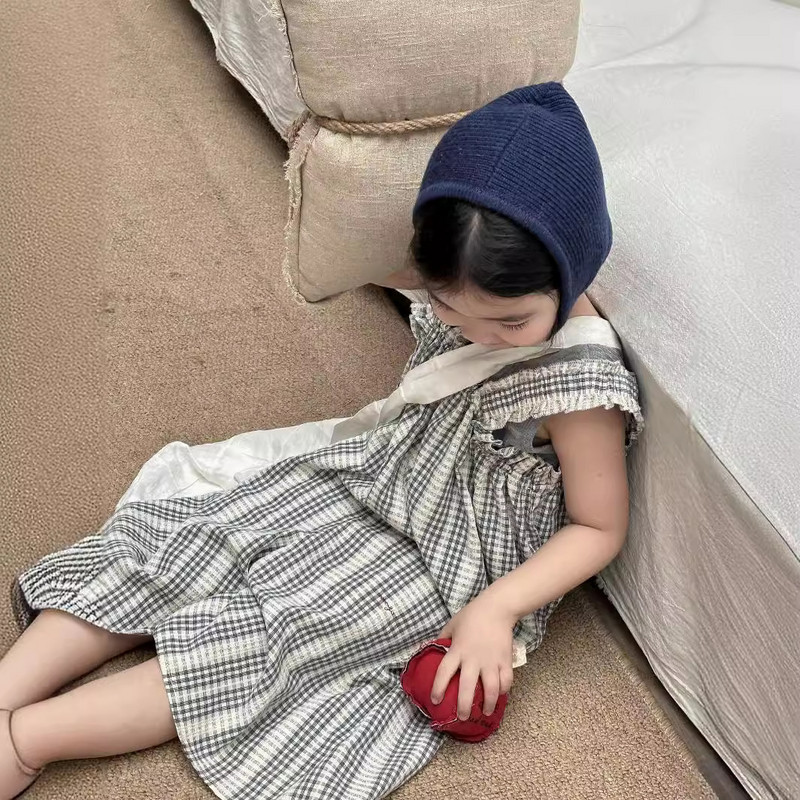 22257 Детски панталони Летни дрехи за момиченца Пролет 2024 г. Нов корейски ретро свободен гащеризон за момичета Карирани панталони с широки крачоли презрамки