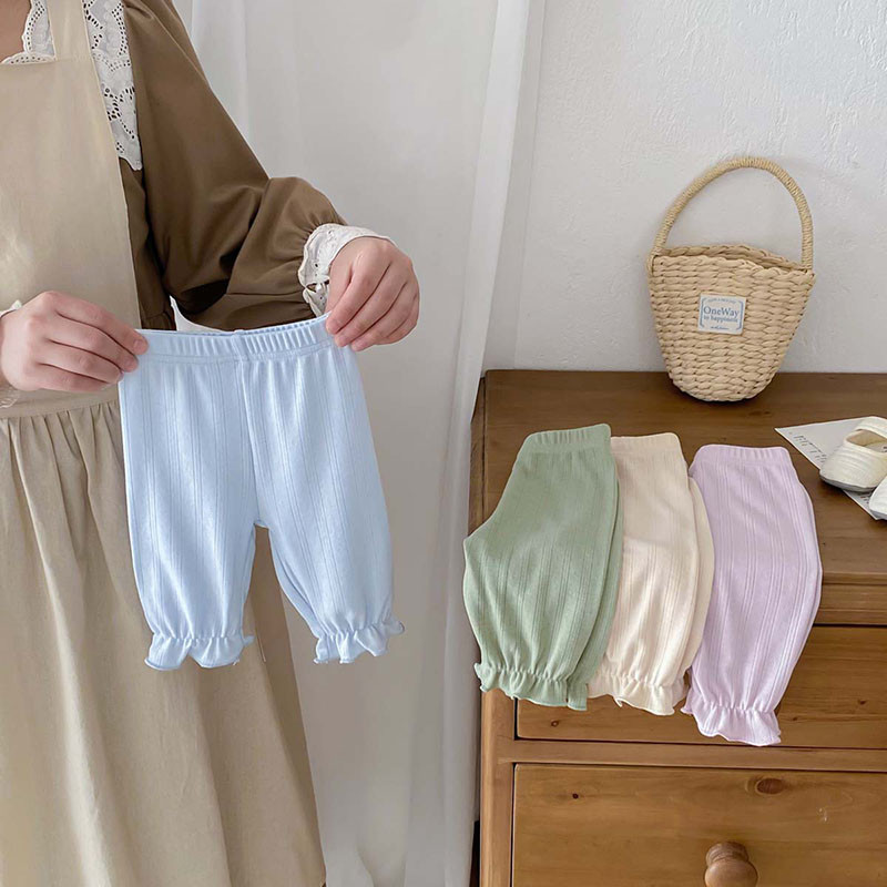 2024 Летни бебешки панталони с климатик Сладки бебешки момичета Тънки стилни панталони в бонбонени цветове Горно облекло Панталони против комари