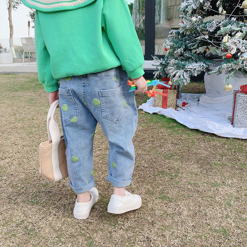 Есенни нови бебешки щампи с малък любовен модел широки панталони за момчета и момичета, различни дънки