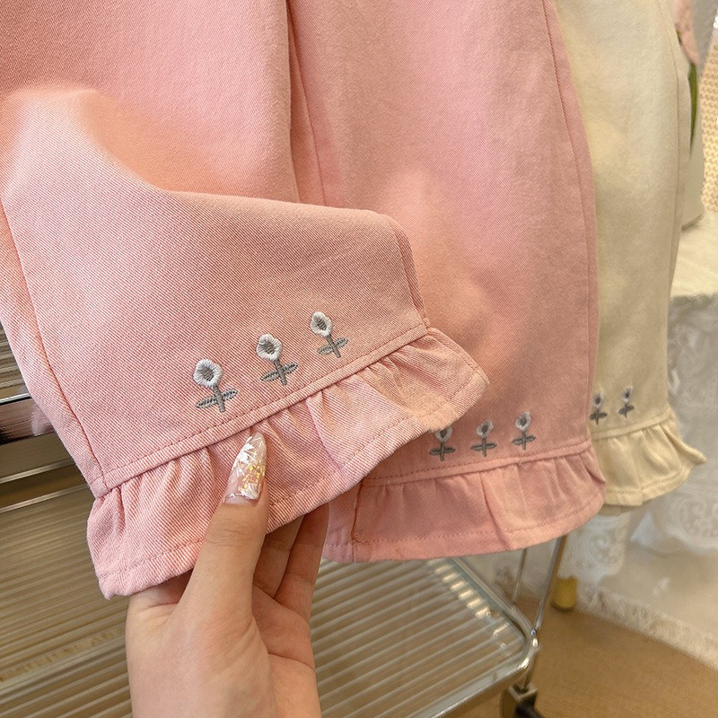 Kevadsuvi Uued Tüdrukud Lapsed Tikitud Lille Teksad Mood Värsked Laste Püksid Korea hingavad pehmed väikelaste püksid