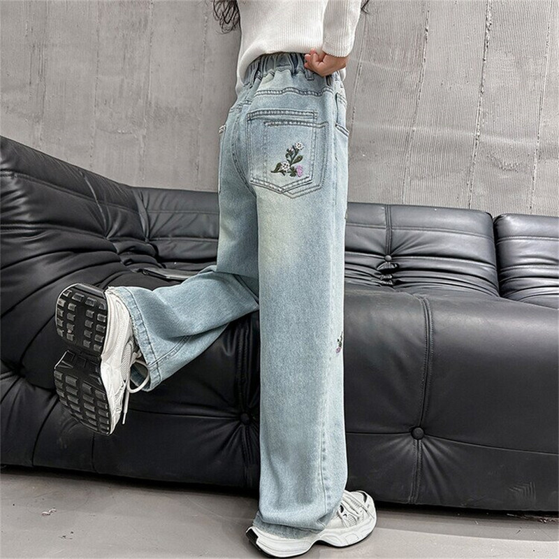 2414 Пролетни детски широки панталони с бродирани цветя Модни дънки за момичета Деним широки панталони