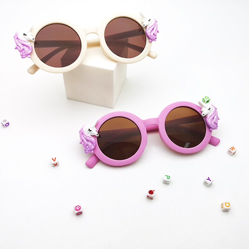 2022 Gyermek napszemüvegek Unicorn napszemüvegek aranyos születésnapi szemüvegek kerek kényelmi szemüvegek szemüveg UV400 védelem