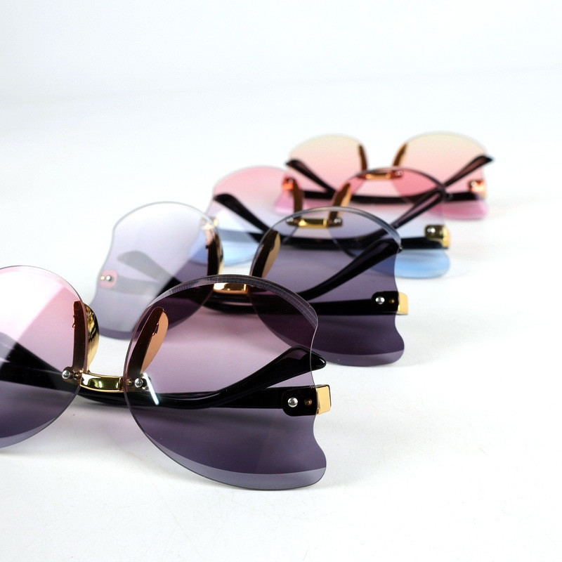 2024 Kids Butterfly Napszemüvegek Lányok Márka Cat Eye Gyerekszemüvegek Fiúk UV400 Lencse Baba Aranyos Szemüvegek Árnyékolók Védőszemüvegek