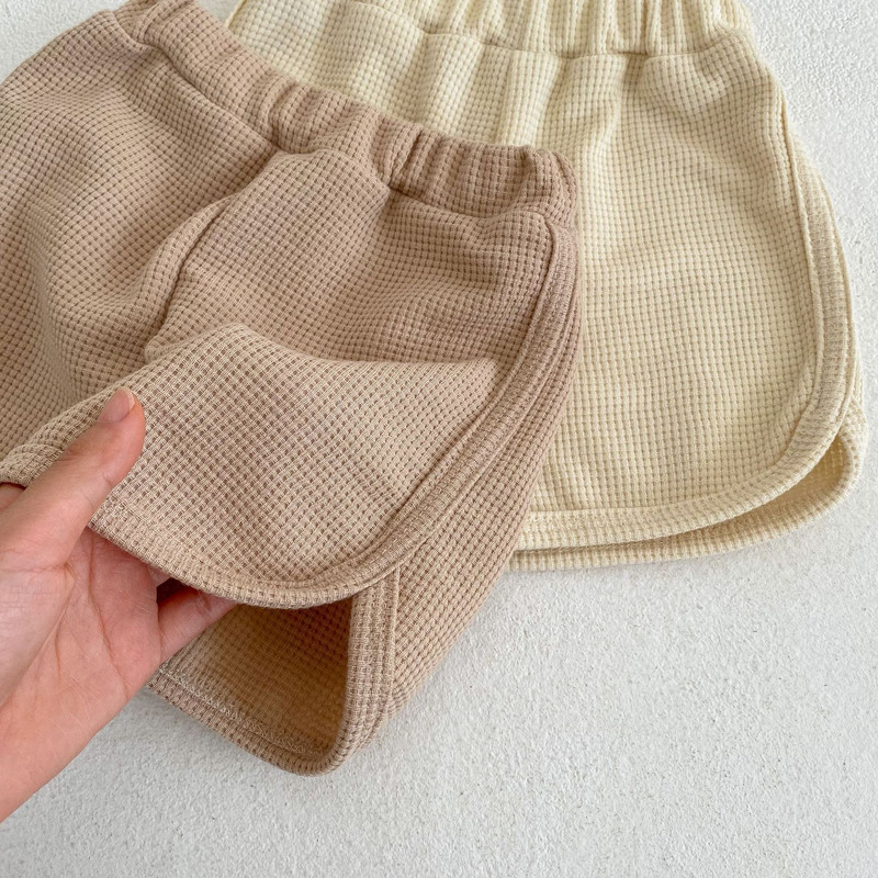 2023-as új baba gofri rövid ujjú ruha szett csecsemő fiú aranyos medve hímzés 2db öltöny kisgyermek nyári póló + rövidnadrág ruhák