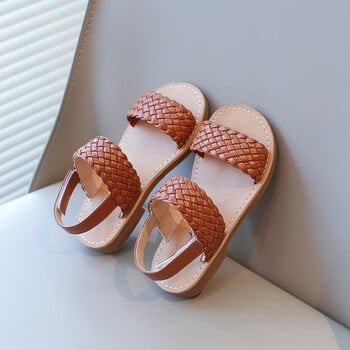 Детски сандали за момичета 2024 Летни момичета Weave Design Sandals Детски плажни обувки Отворени пръсти Плоска противоплъзгаща гумена каишка на глезена