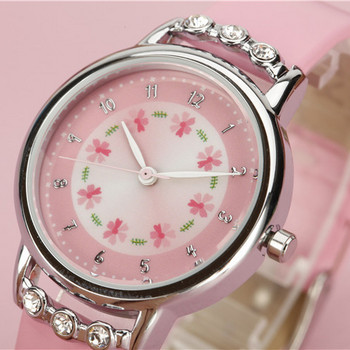 UTHAI CQ09 Детски кварцов часовник с цветя за момичета Princess Кожен ръчен часовник Baby Rhinestone Ретро часовници